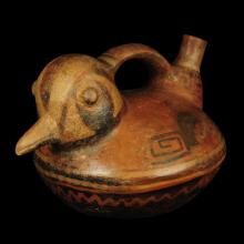Vase-�trier en forme d�oisillon